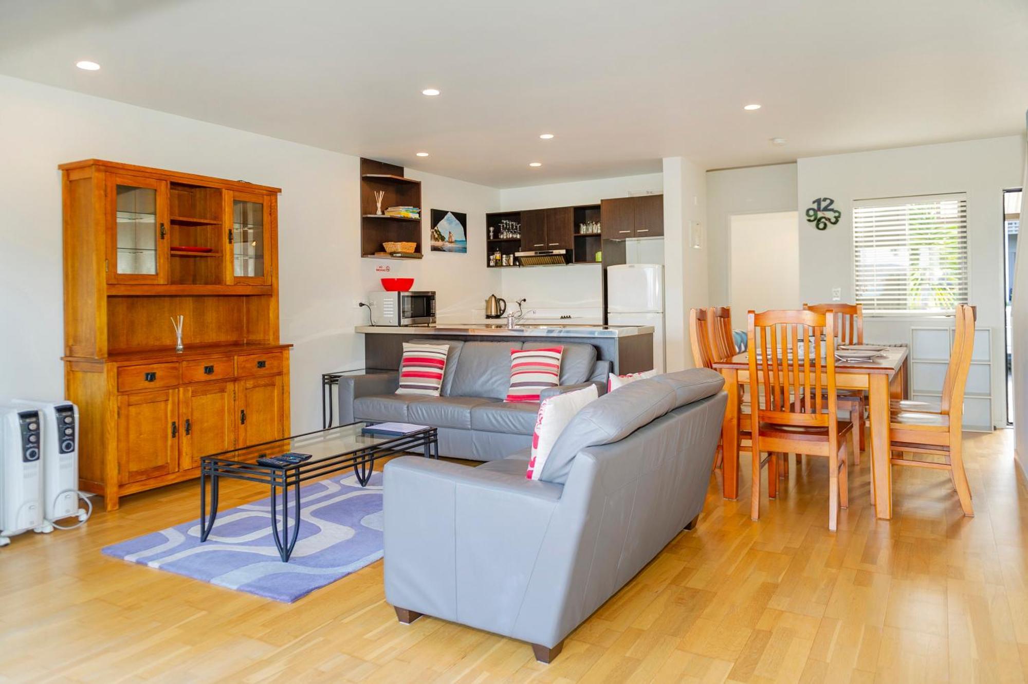 Aqua Soleil Beachfront Apartment Whitianga Eksteriør billede
